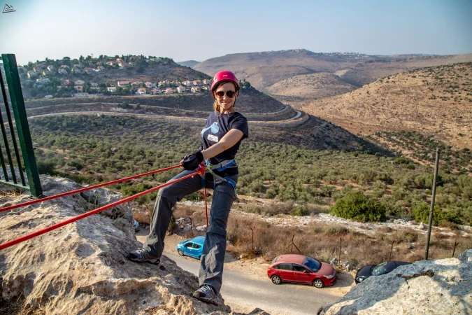 קורס סנפלינג בסיסי קורס סנפלינג עצמאי קורס סנפלינג טיולי סנפלינג