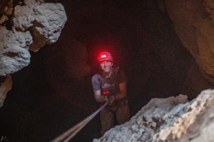 סנפלינג במערות המלח של סדום עם טיולי אתגר