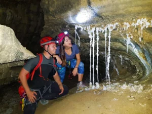 סנפלינג במערות המלח של סדום